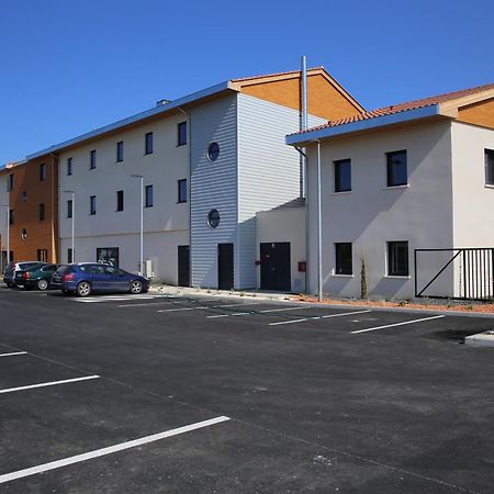 Ibis Styles Villeneuve Sur Lot Экстерьер фото