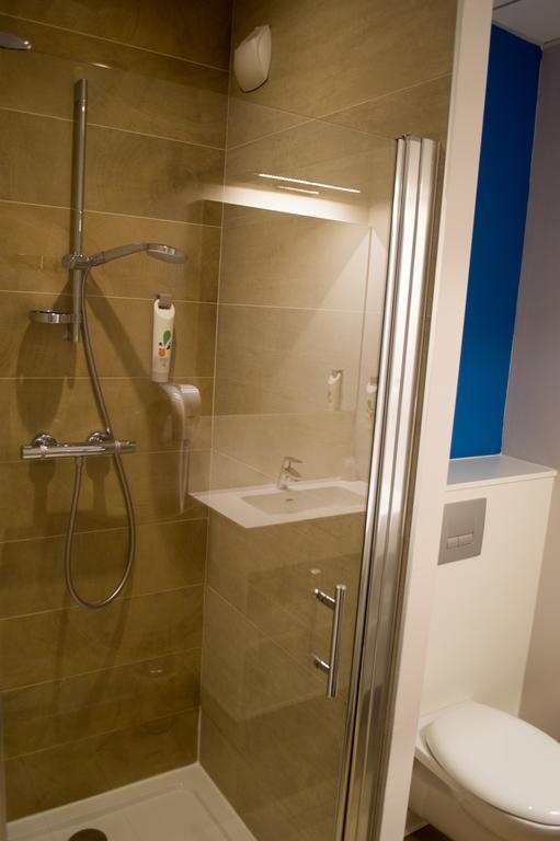 Ibis Styles Villeneuve Sur Lot Экстерьер фото